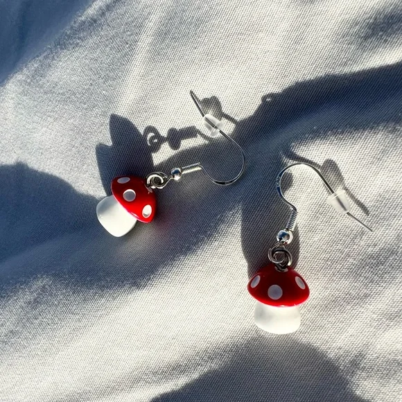 mushroom earrings🍄🫧🛸✨ - Picture 2 of 3